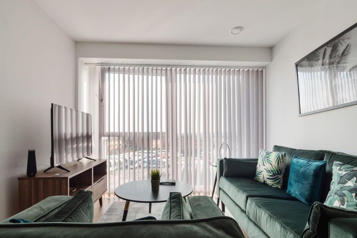 Beautiful 2 Bed Apartment in a Converted Mill