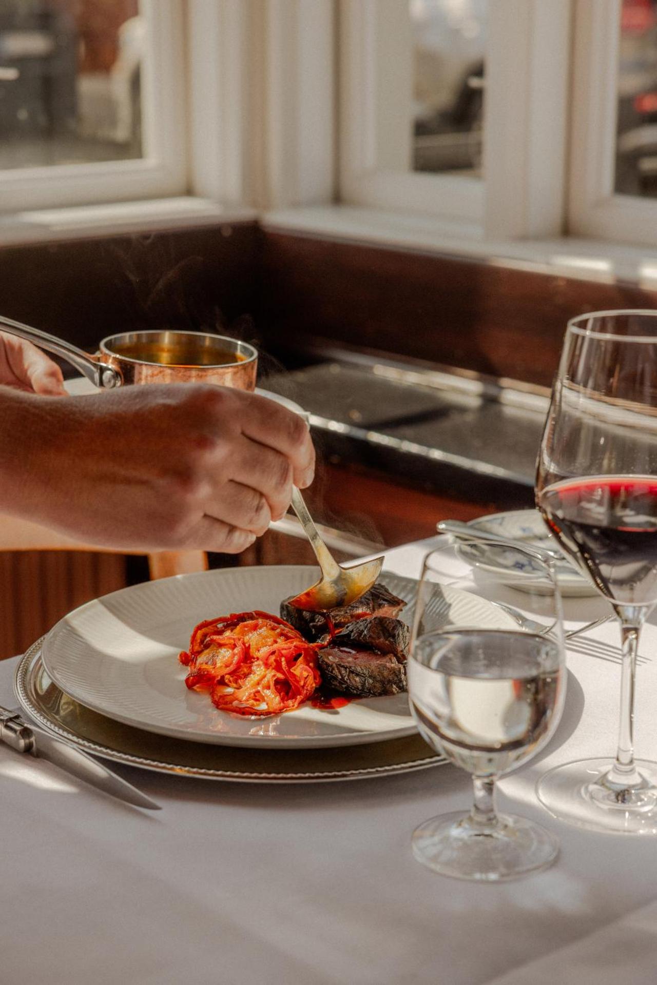 Restaurant/places to eat