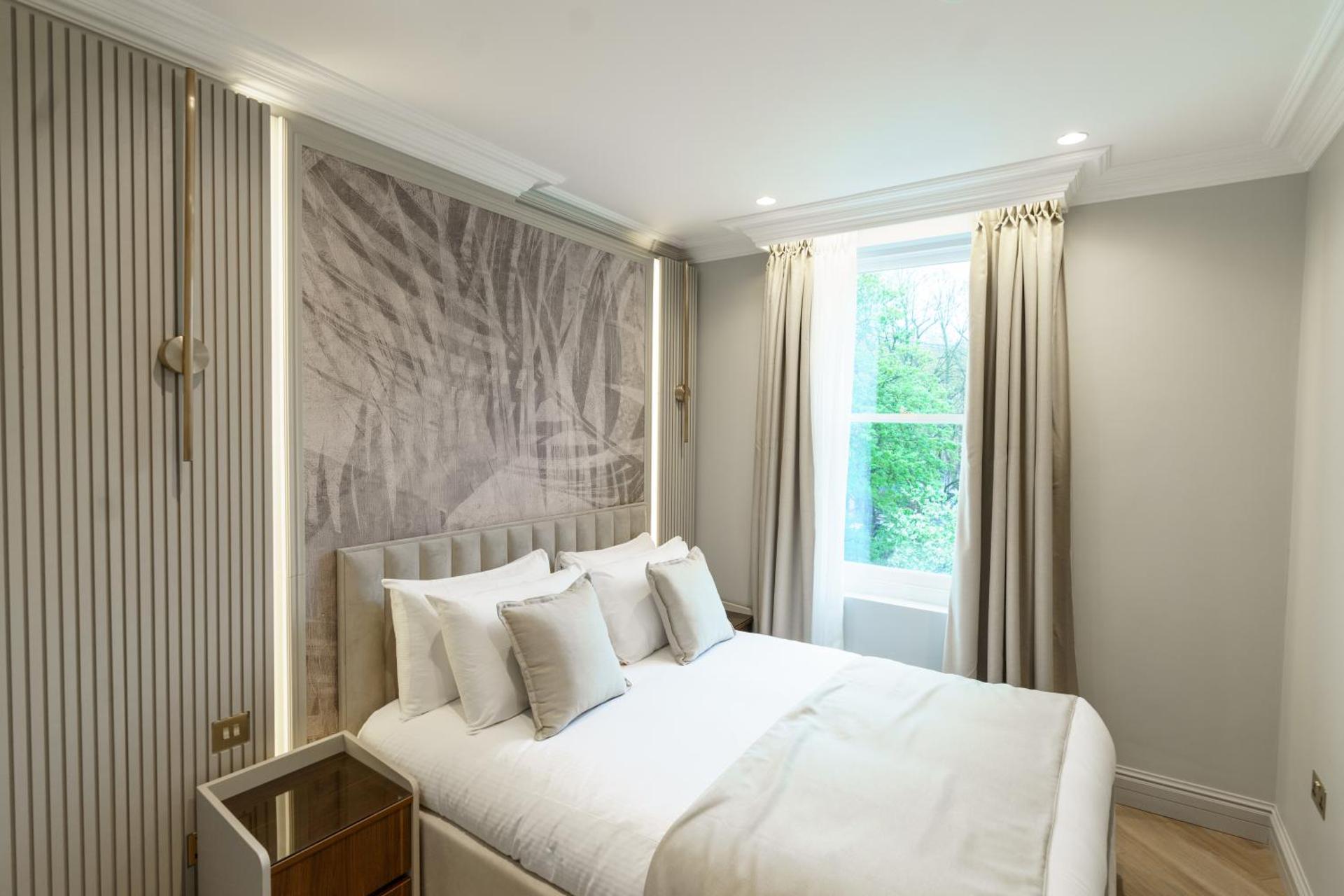 Holland Park Residence