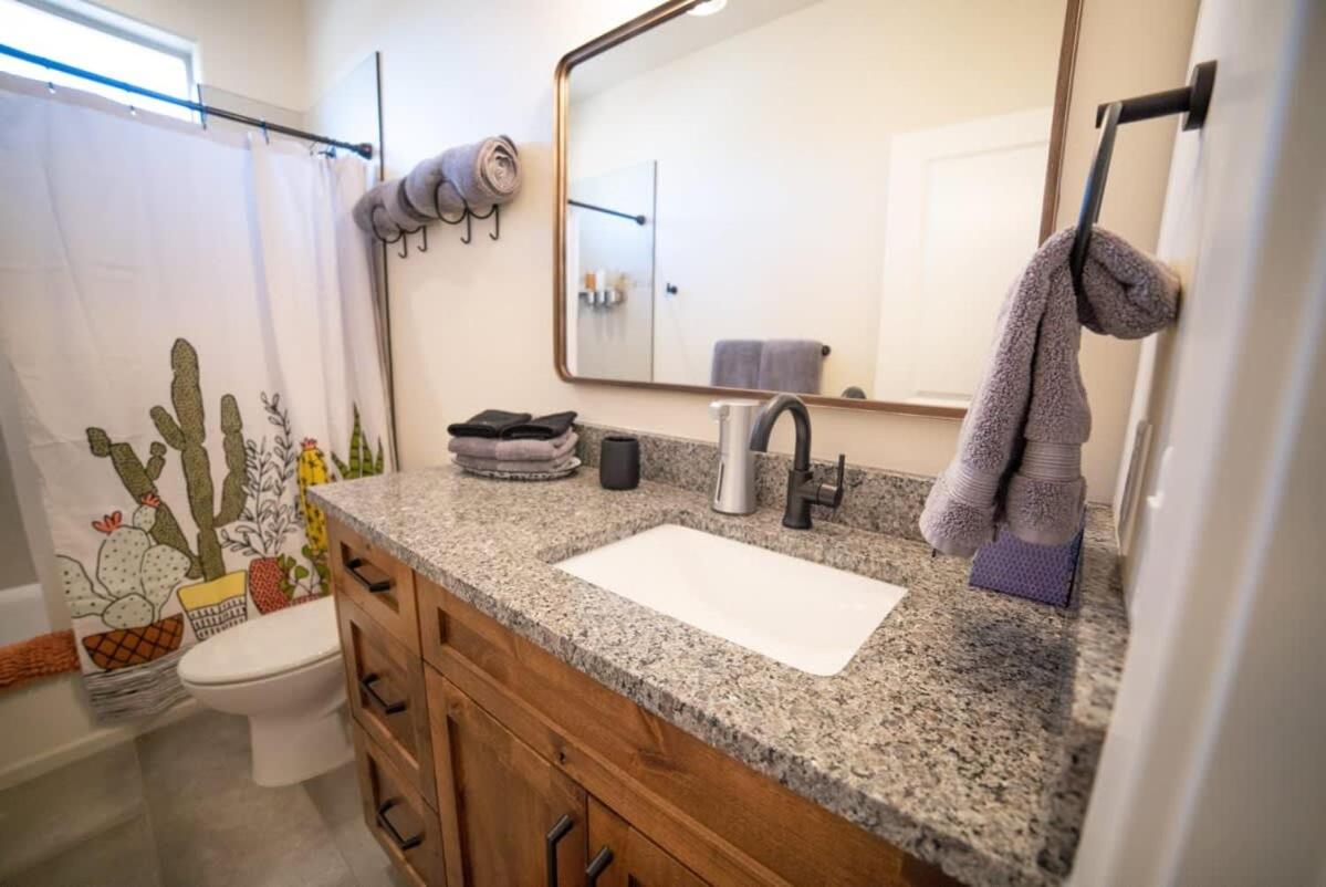 Red Canyon Bunkhouse at Kanab - New West Properties