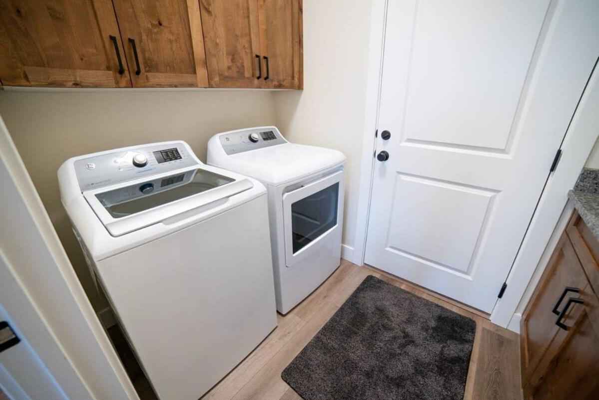 Red Canyon Bunkhouse at Kanab - New West Properties