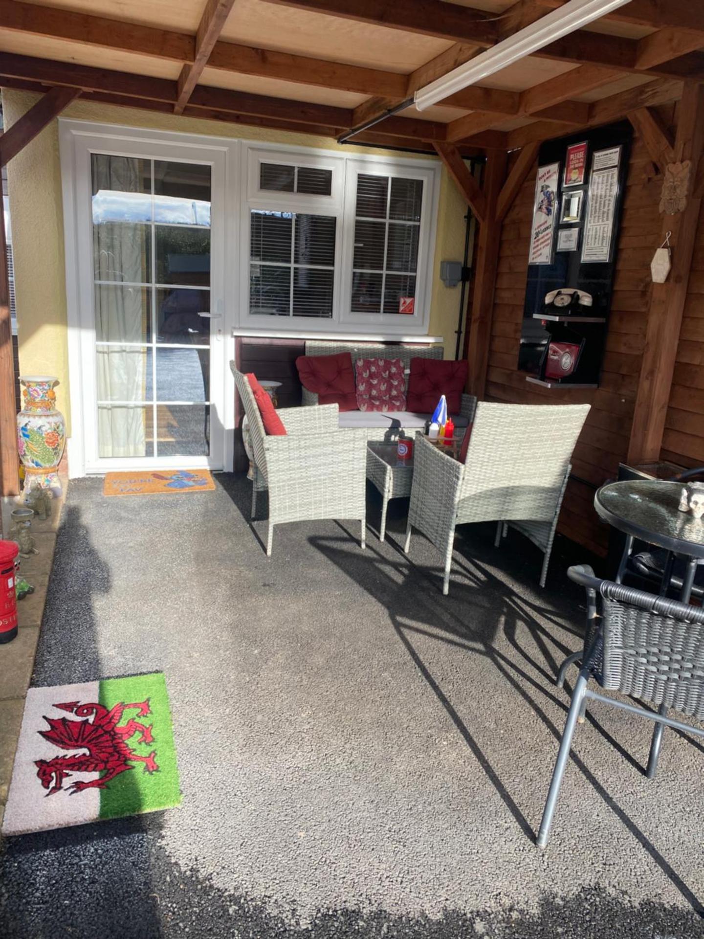 Private en-suite RUTHIN