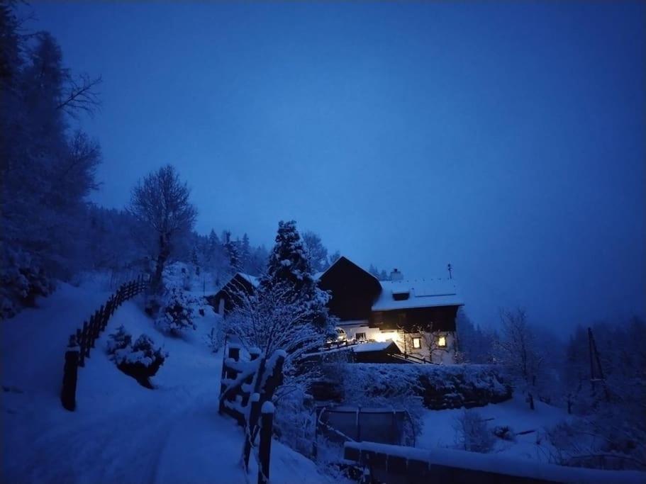 FW Schnuckel in 300a Altem Bergbauernhaus 1110m