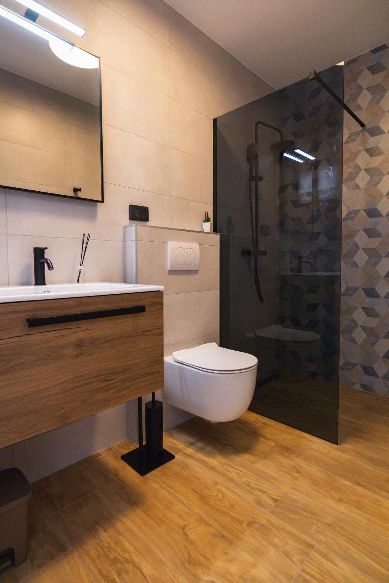 CITY LIFE with free parking