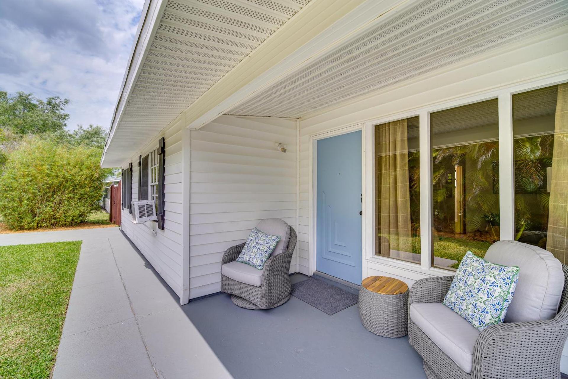 Vero Beach Vacation Rental about 3 Mi to the Ocean!