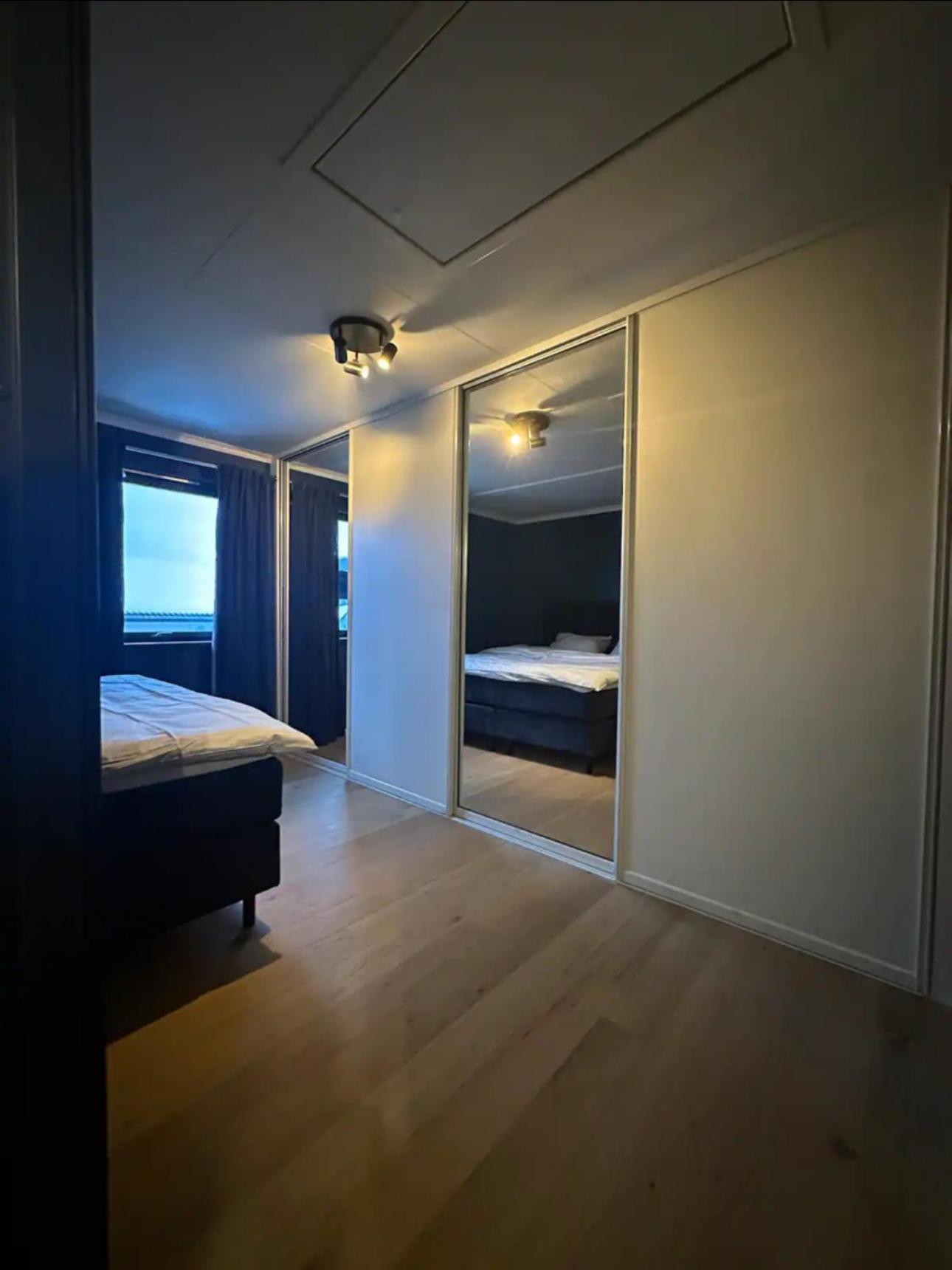 Newly Renovated Centrum House with Large Balcony