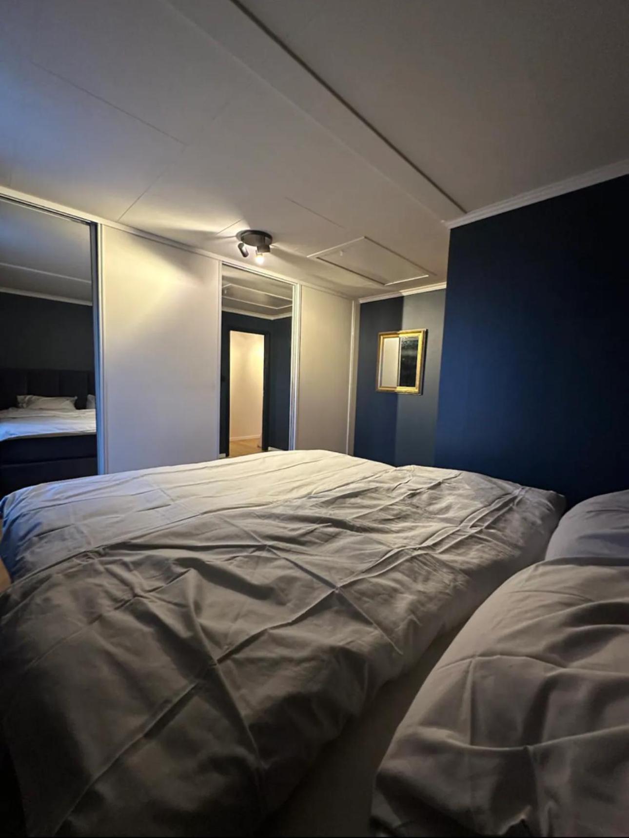 Newly Renovated Centrum House with Large Balcony