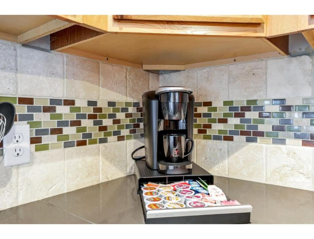 Housepitality - Little River Trails