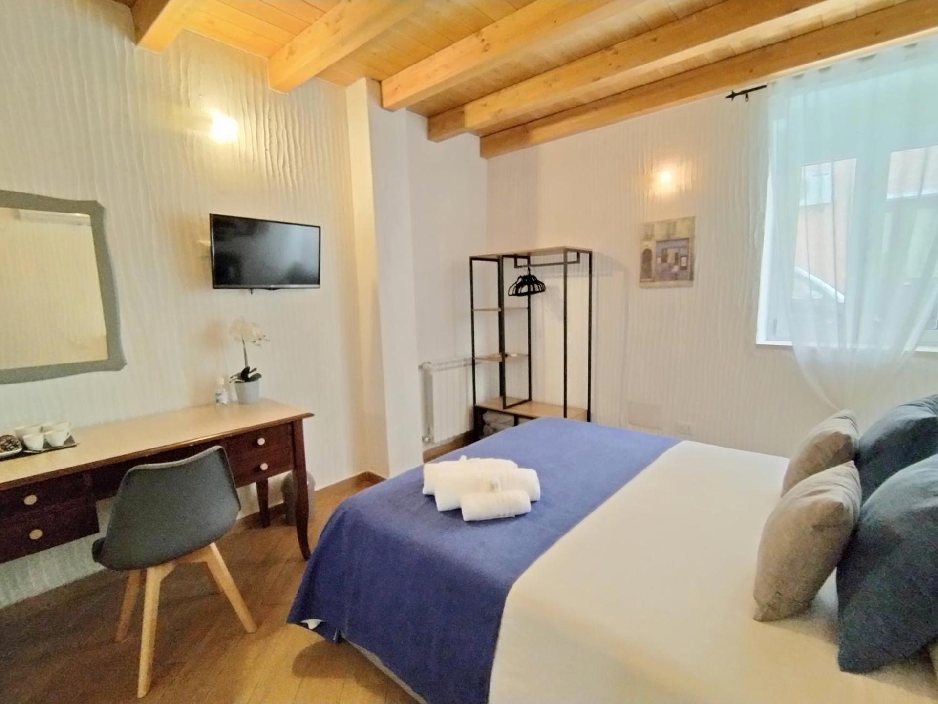 Holmann Suite & Rooms