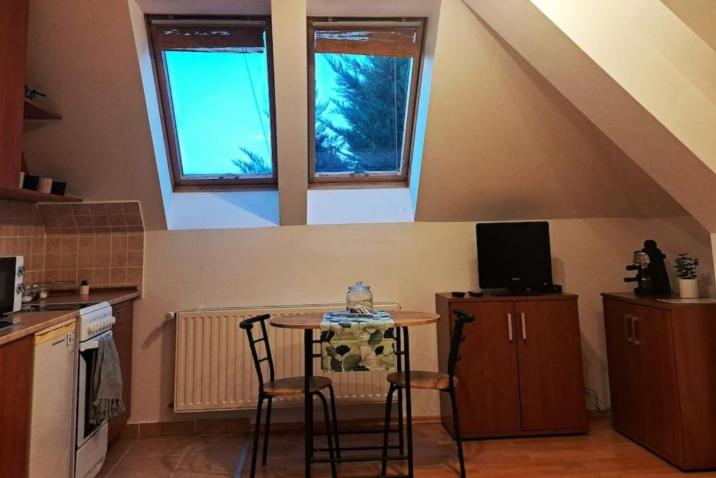 Zöld Orom Apartman Lakás