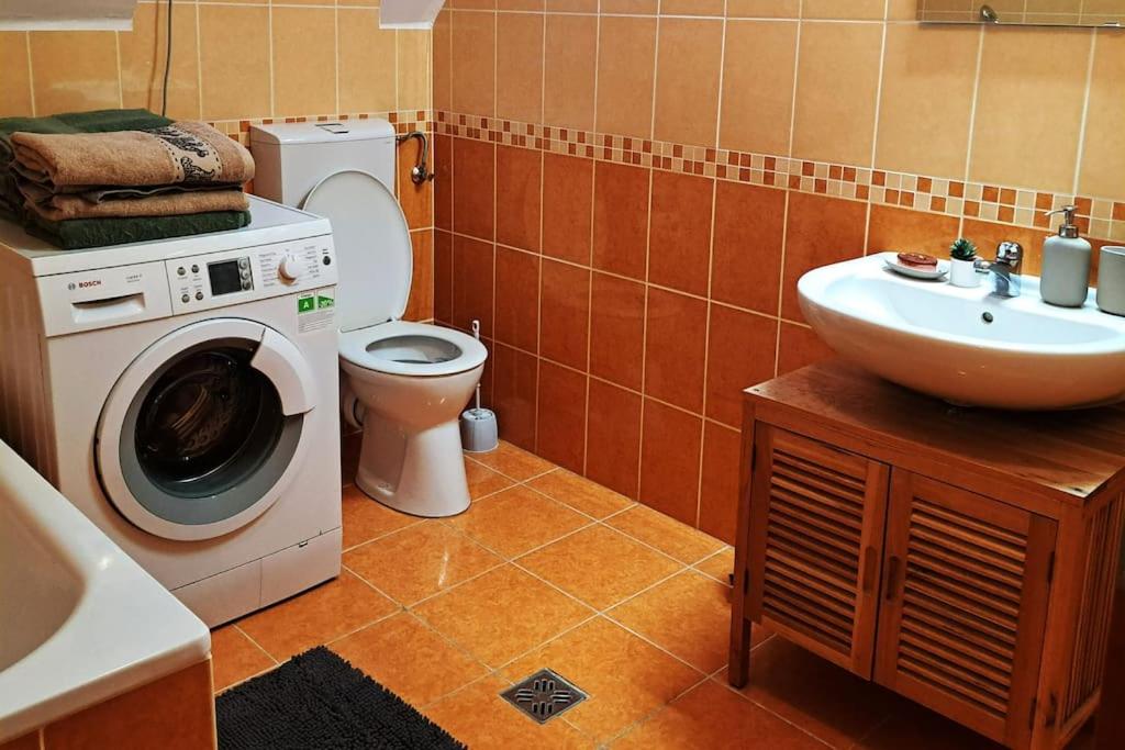 Zöld Orom Apartman Lakás