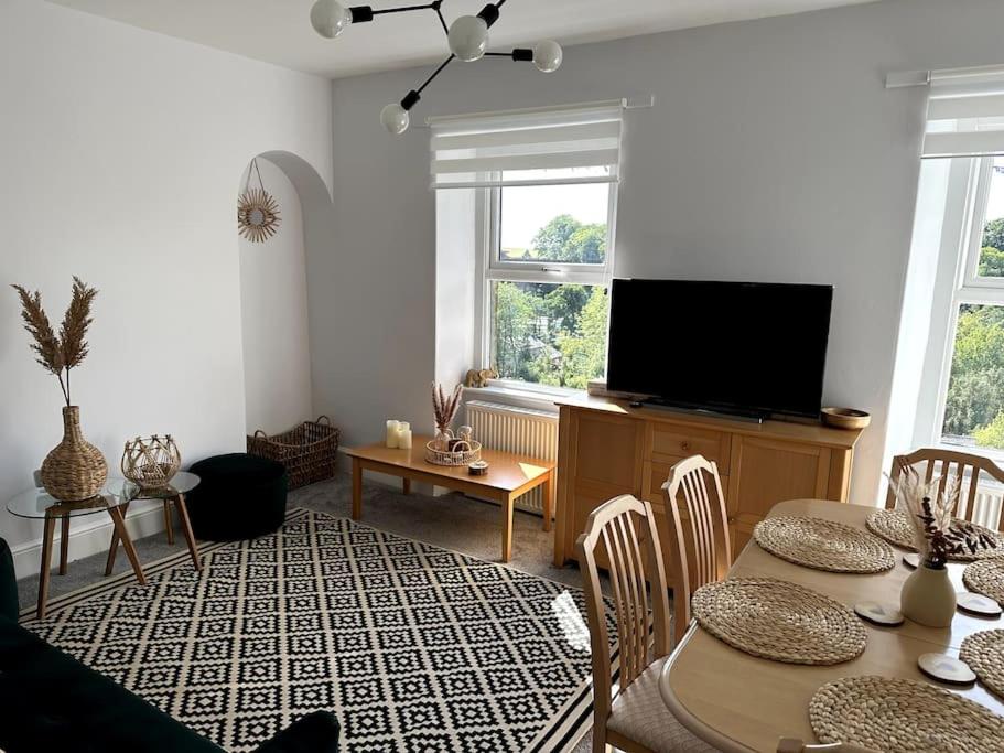 A Cosy Flat With A Dales View