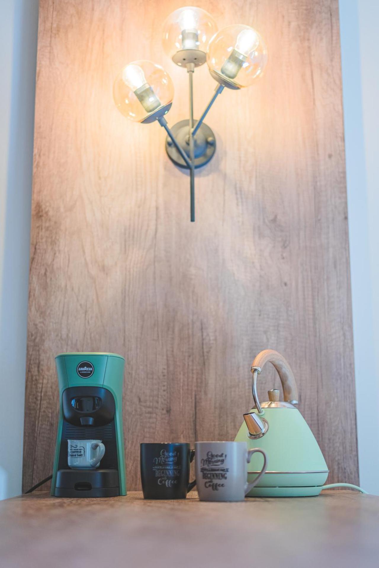 Coffee/tea facilities