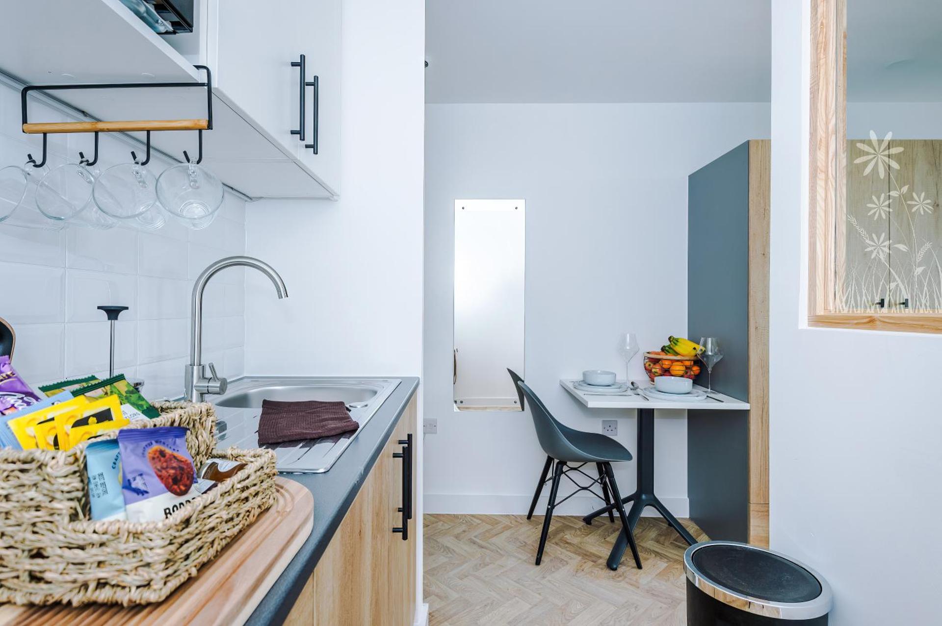 Kitchen or kitchenette