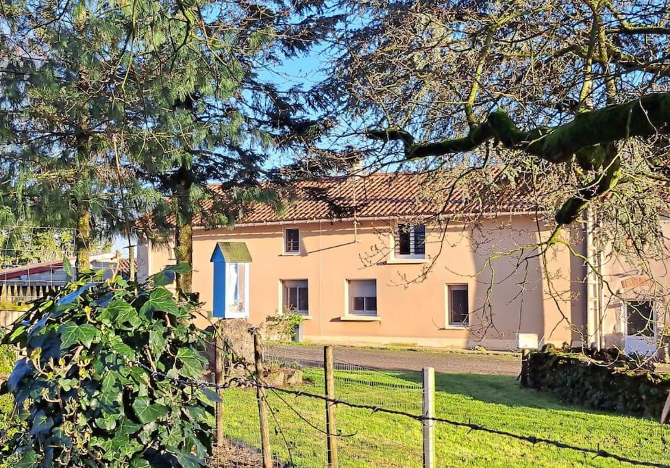 Le P'tit Gîte d'Isa, 15 km du Puy du Fou