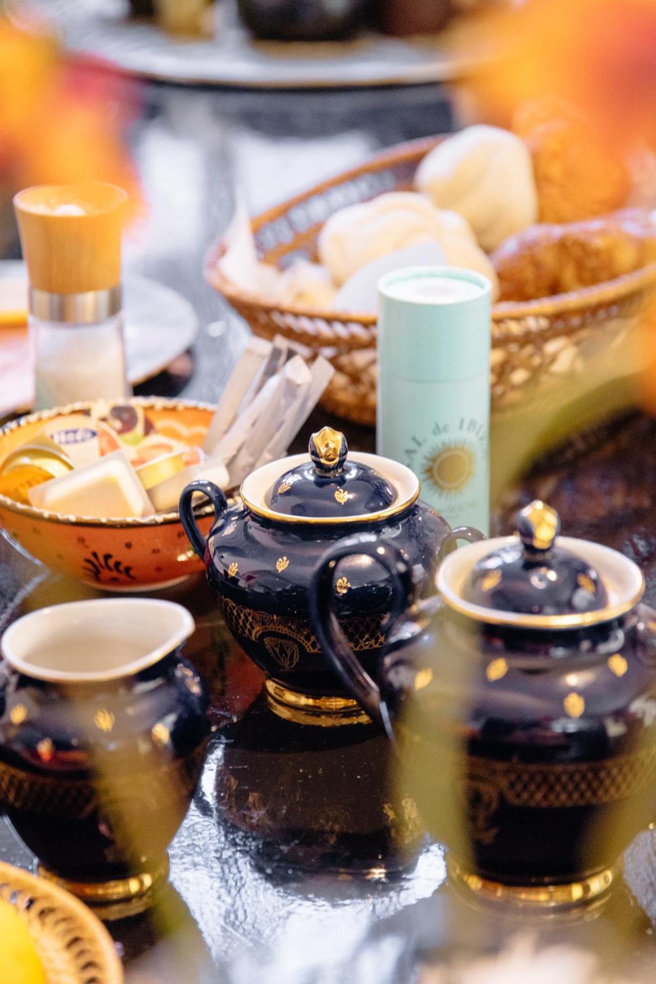 Continental breakfast