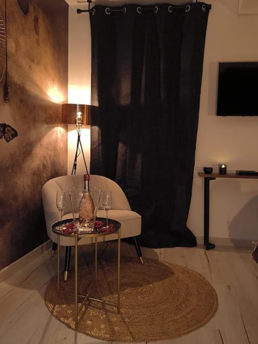 LOVE ROOM - Amour Chic et Intime