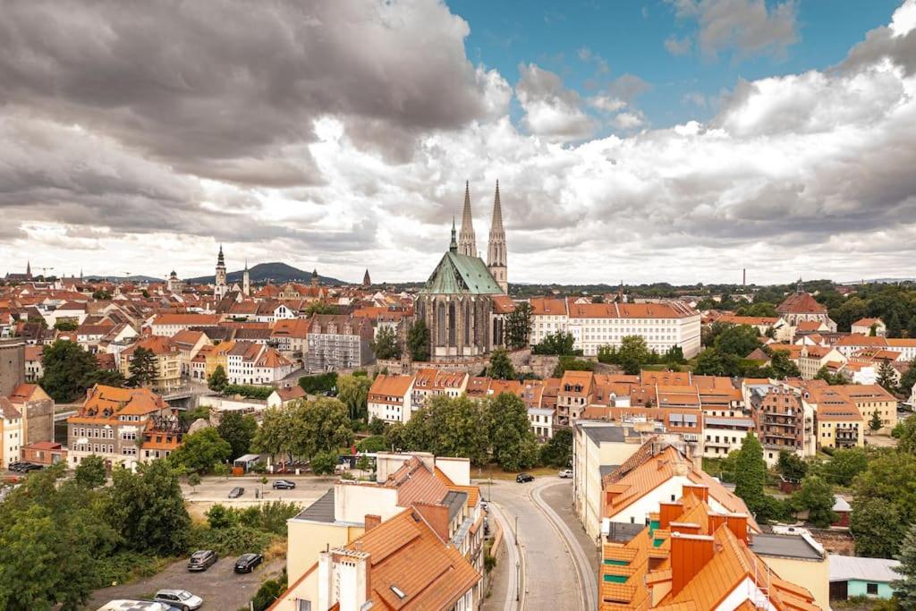 Blick Apartments - Riverside Mini Apartment