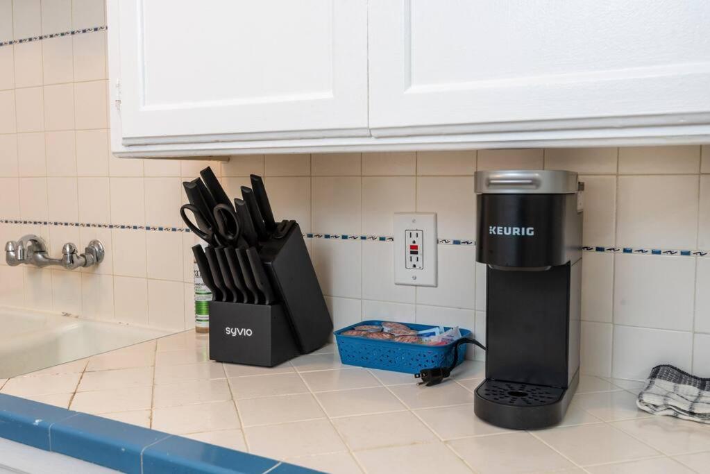 Luxe 1-bedroom Gem: Venice Beach Escape