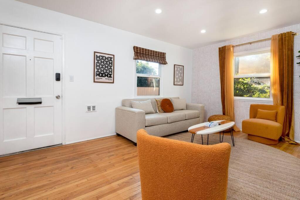 Luxe 1-bedroom Gem: Venice Beach Escape