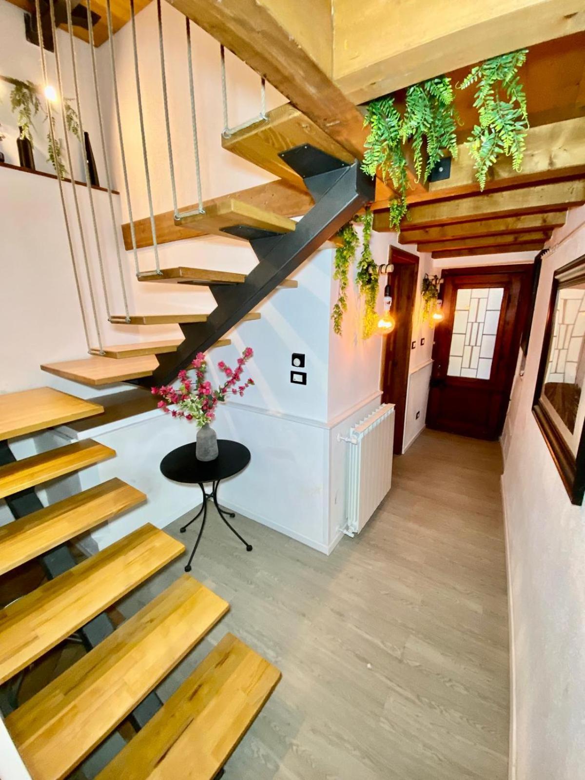 Rustic Retreat Rooms