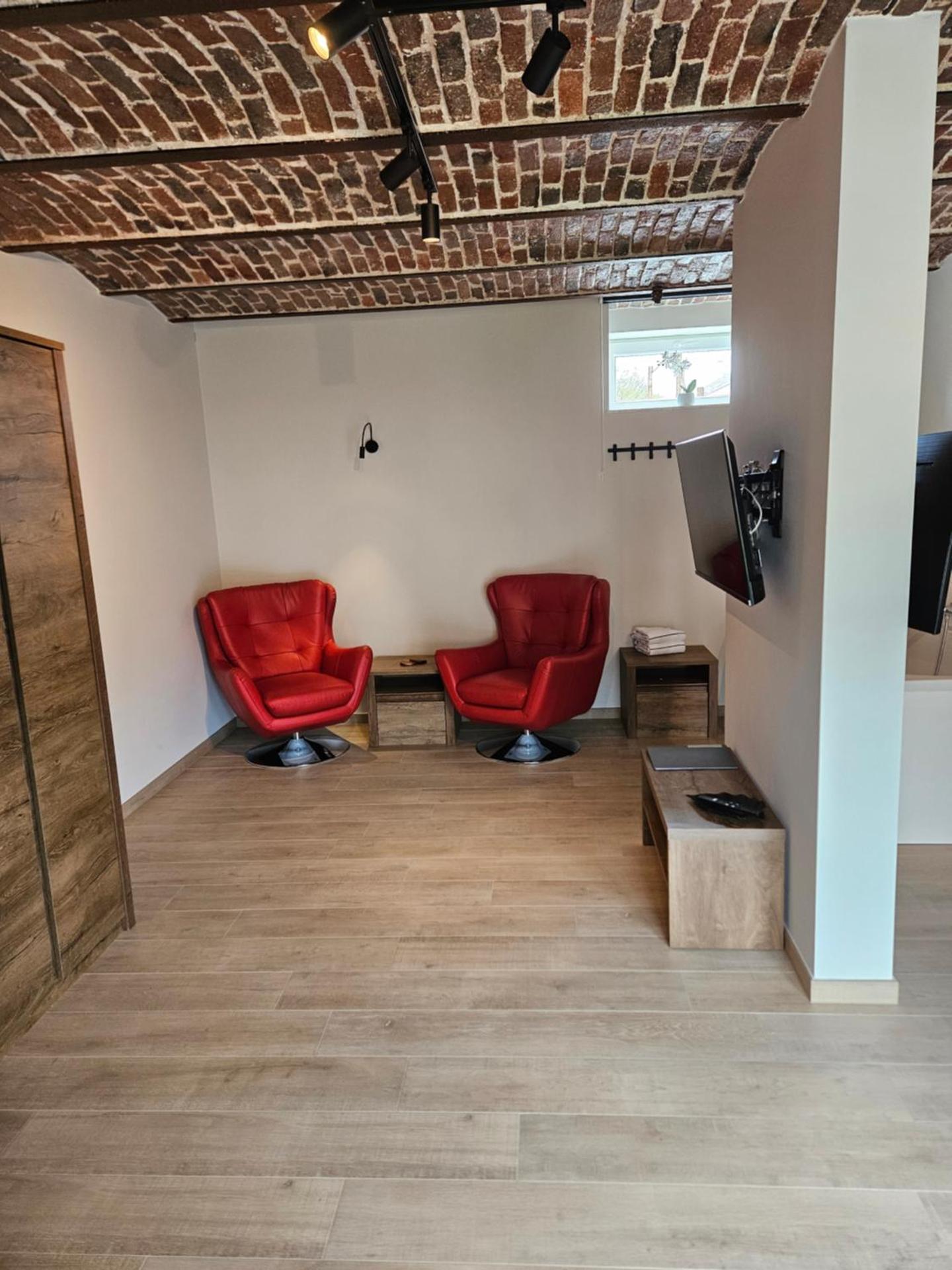 King Room with Spa Bath