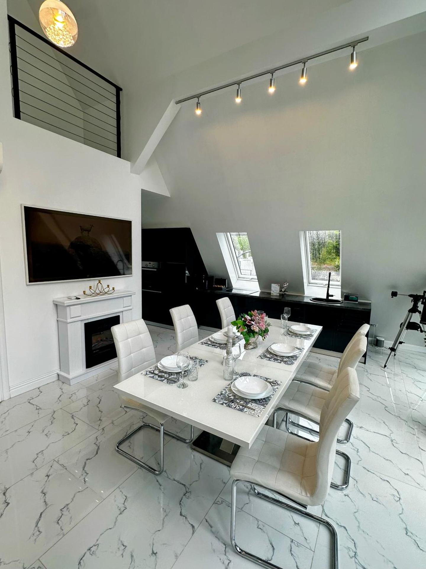 Pine Hill Poiana Marului