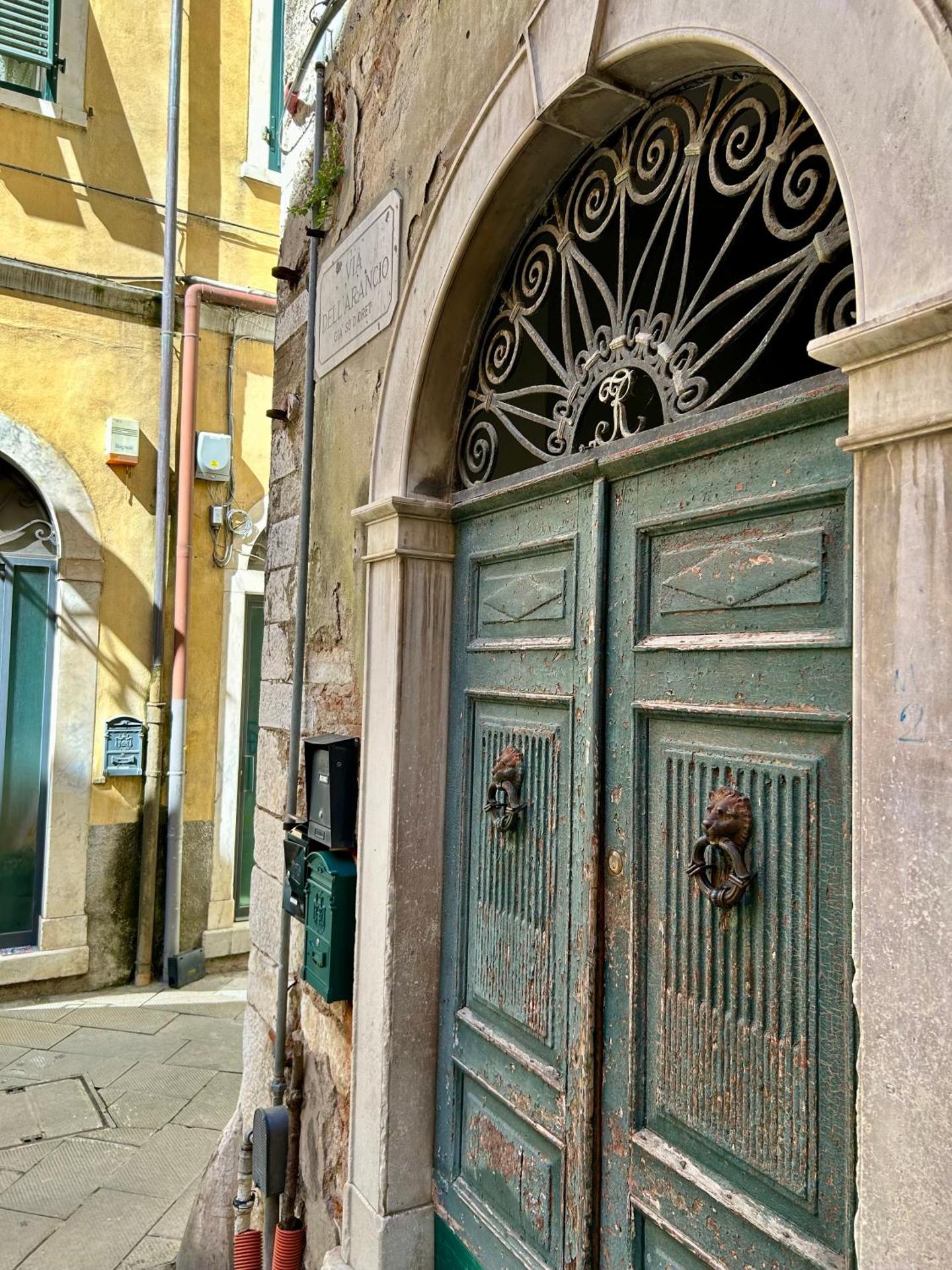 La Porta sui Monti di Luna
