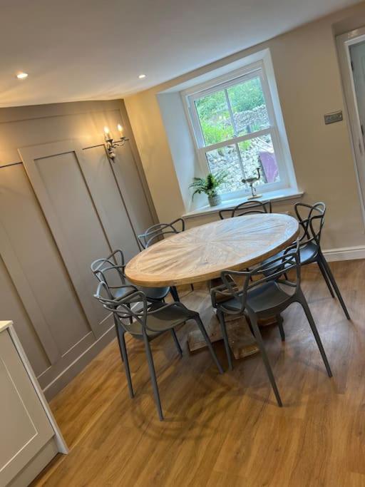 1 The Derry, Luxury 3 Bedroom Cottage - Sedbergh