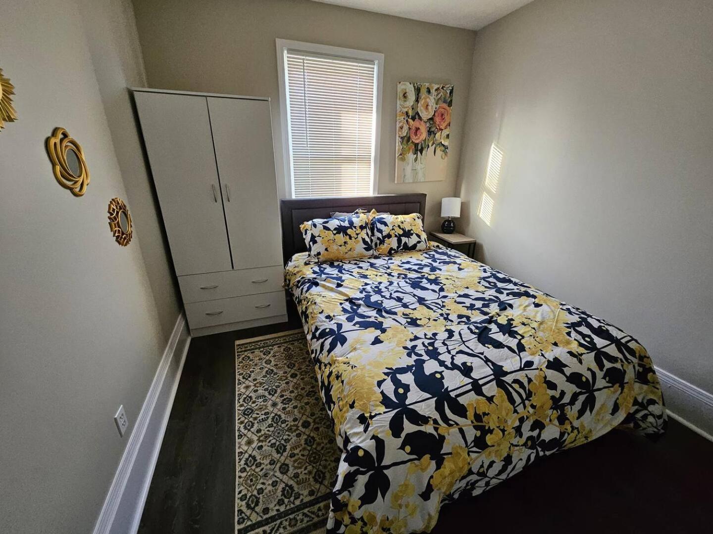 Elegant 4 Bed Room at Cleveland Clinic Area