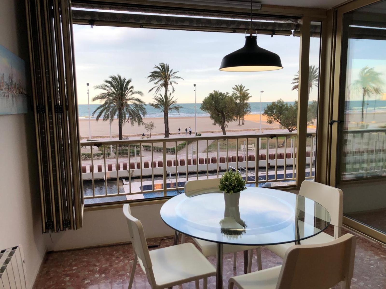 Apartamento ARENSOL EN PRIMERA LINEA DE PLAYA