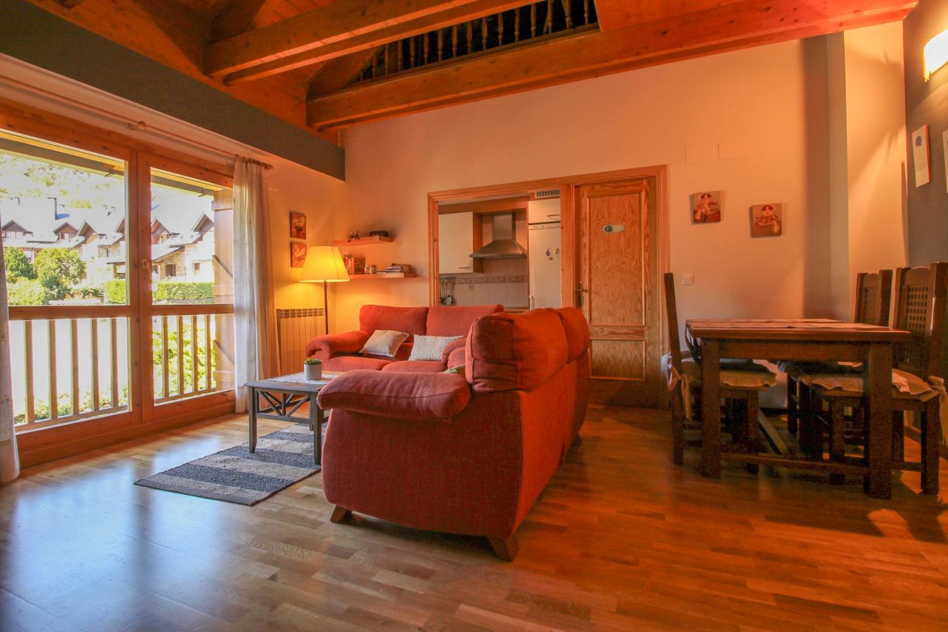 Communal lounge/ TV room