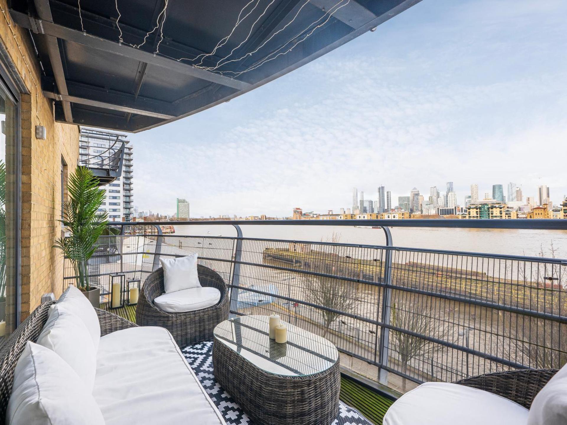 The View Greenwich - Luxury River Thames Apartment