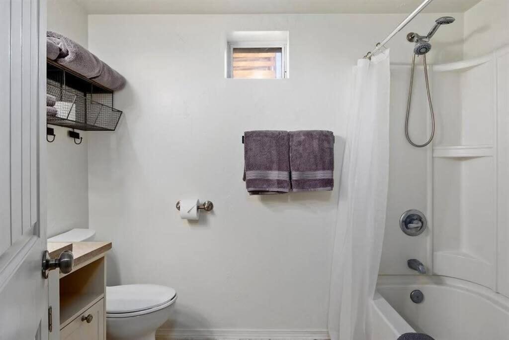 #StayinMyDistrict Twin Falls Pendleton Chic Suite