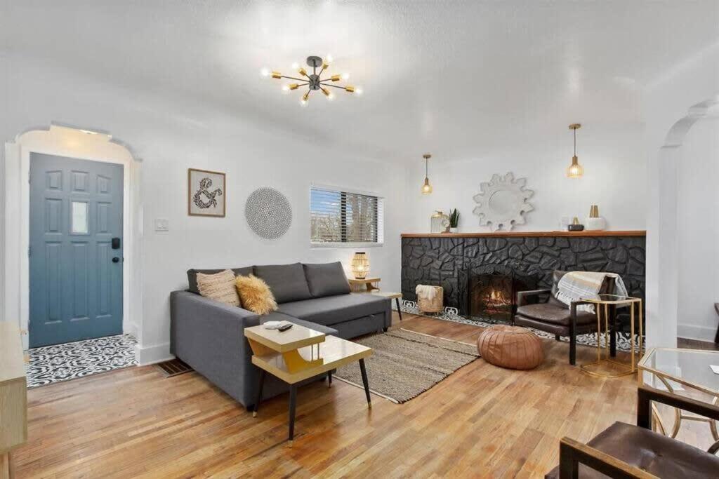 #StayinMyDistrict Twin Falls Spanish-Boho Getaway