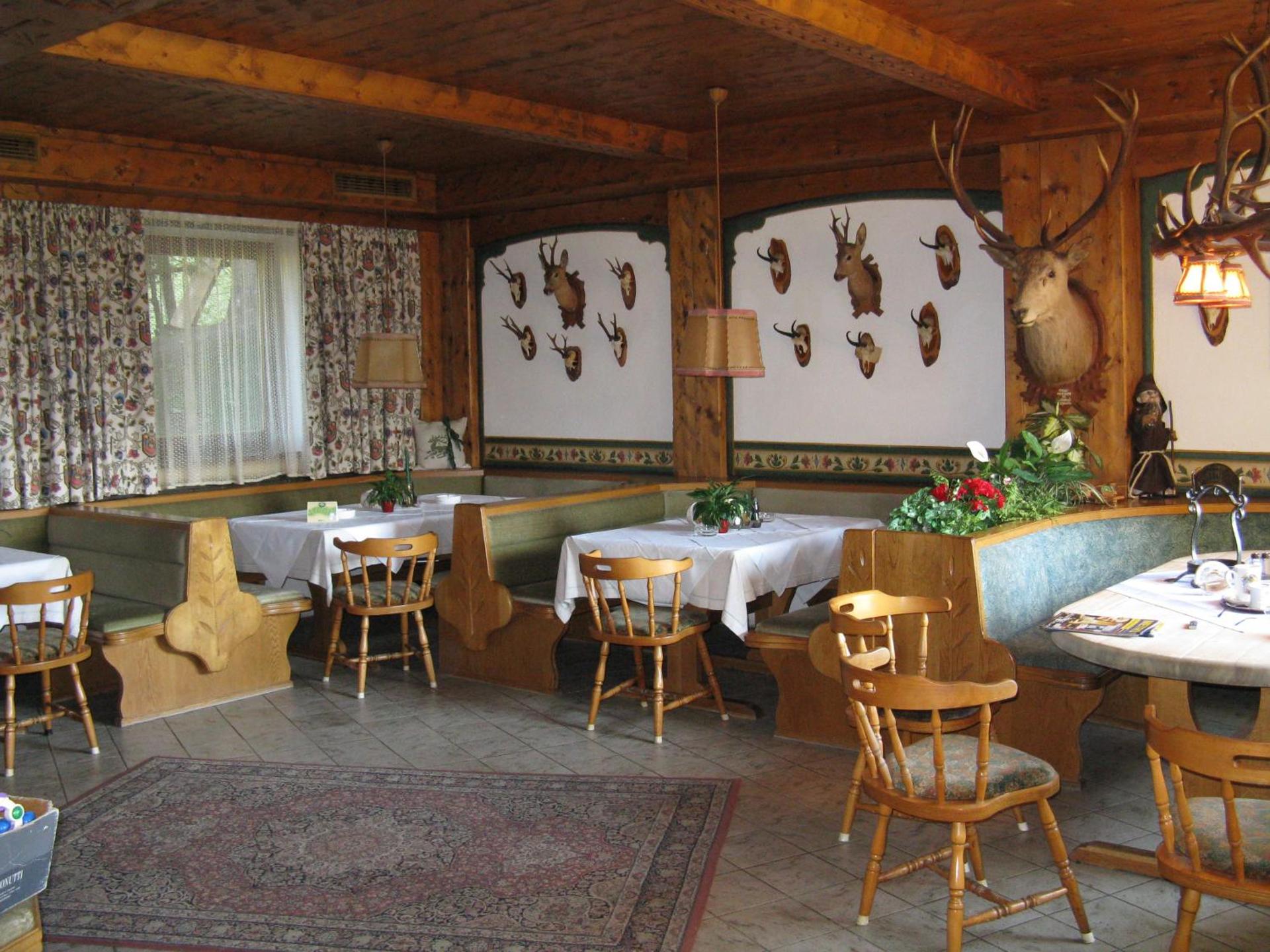 Restaurant/places to eat