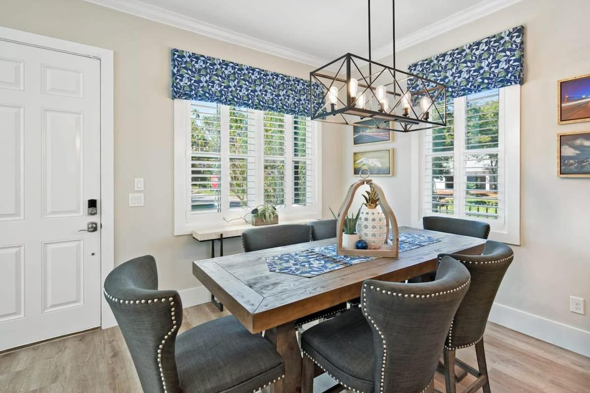 Lincolnville Luxe Upscale Home in Heart of St Aug