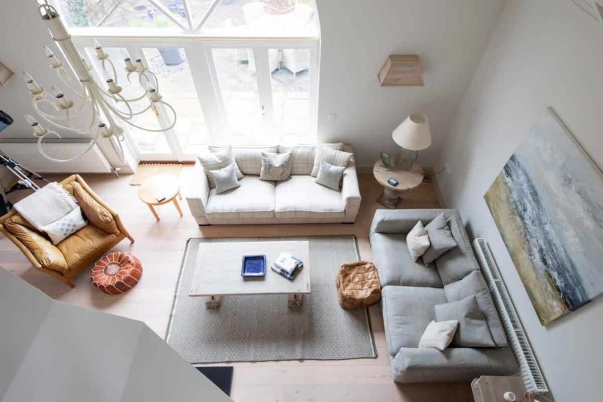 Superior house for 6 near beach w parking garden