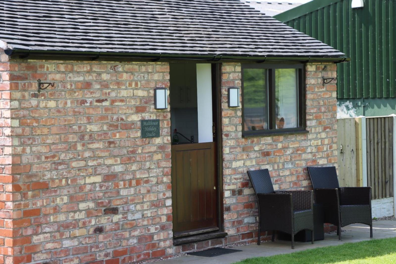 Malthouse Farm Cottage Studio