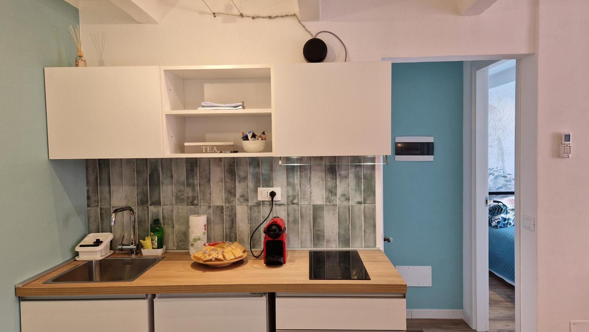 Kitchen or kitchenette