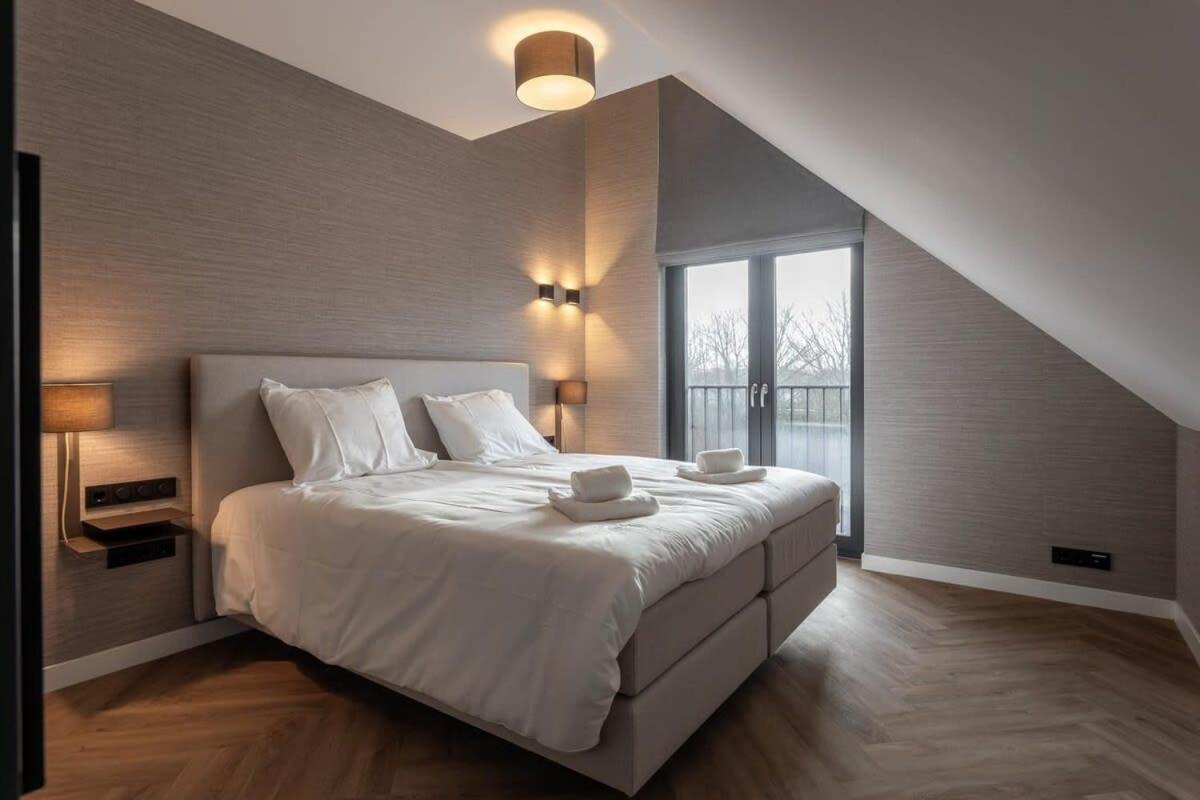 Hello Zeeland - Huisje aan de Duinen