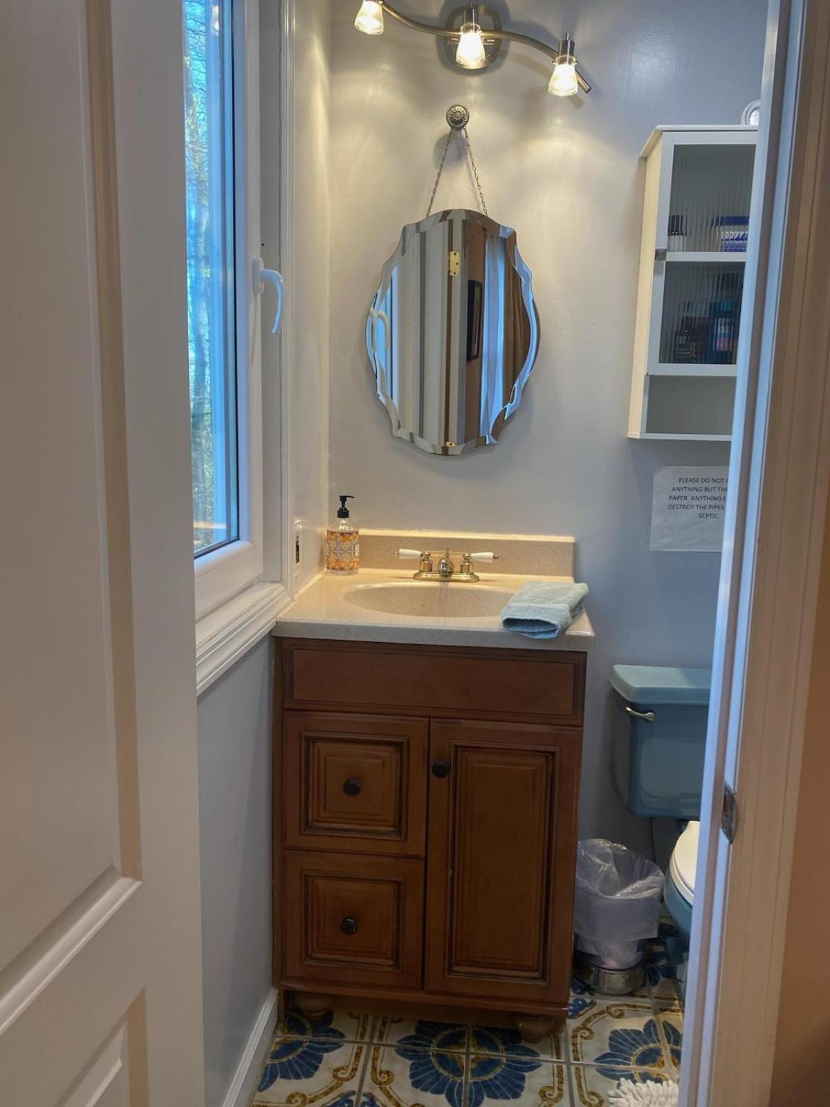 Large Private House on 5 Wooded Acres. Total Privacy!