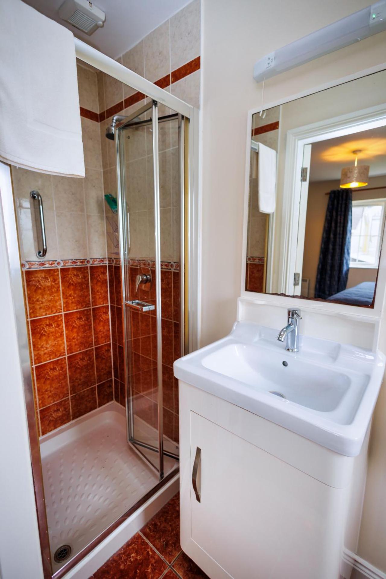 15 Killarney Holiday Village