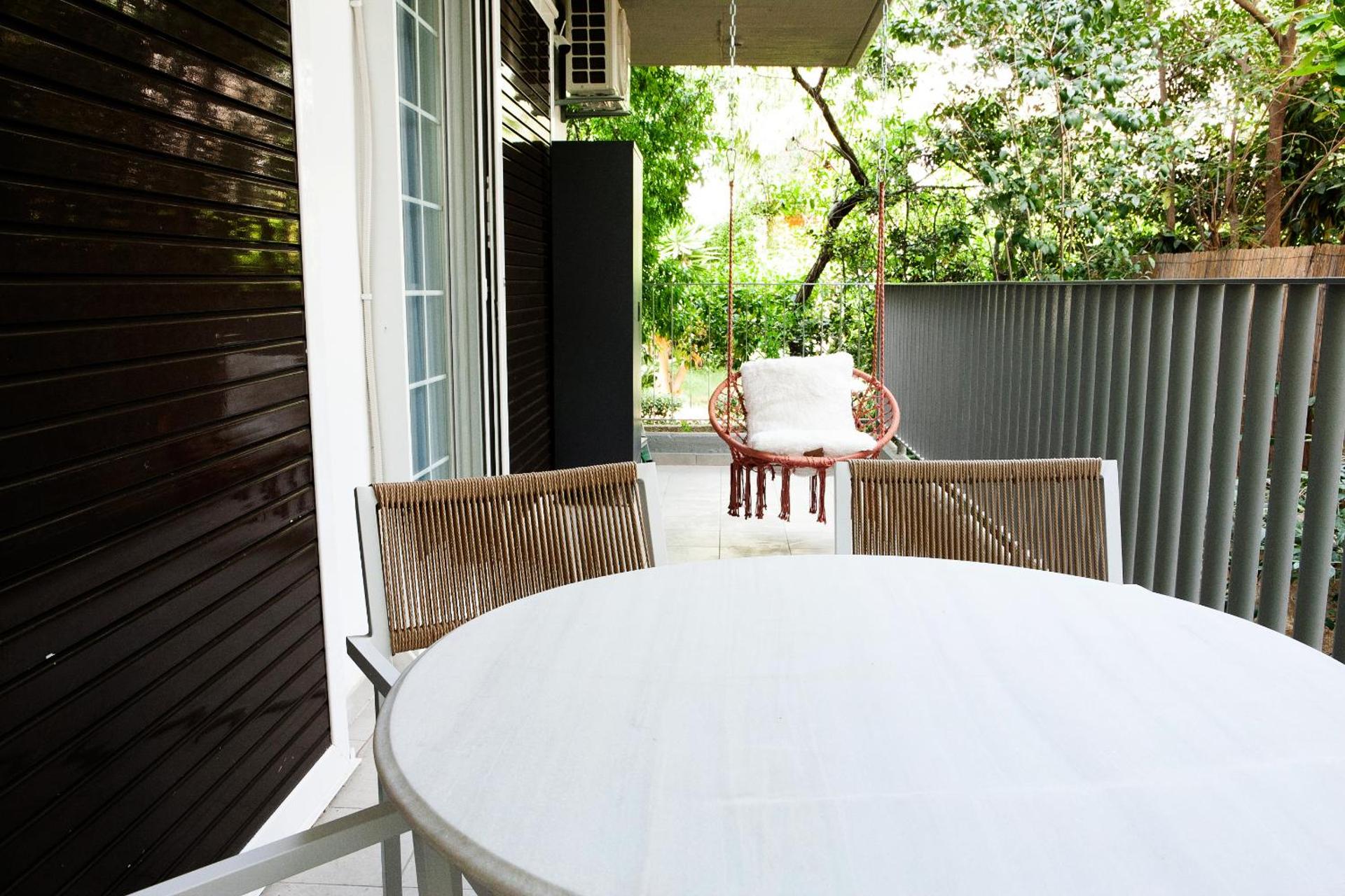 Aelia Luxury Properties - Executive Apartment