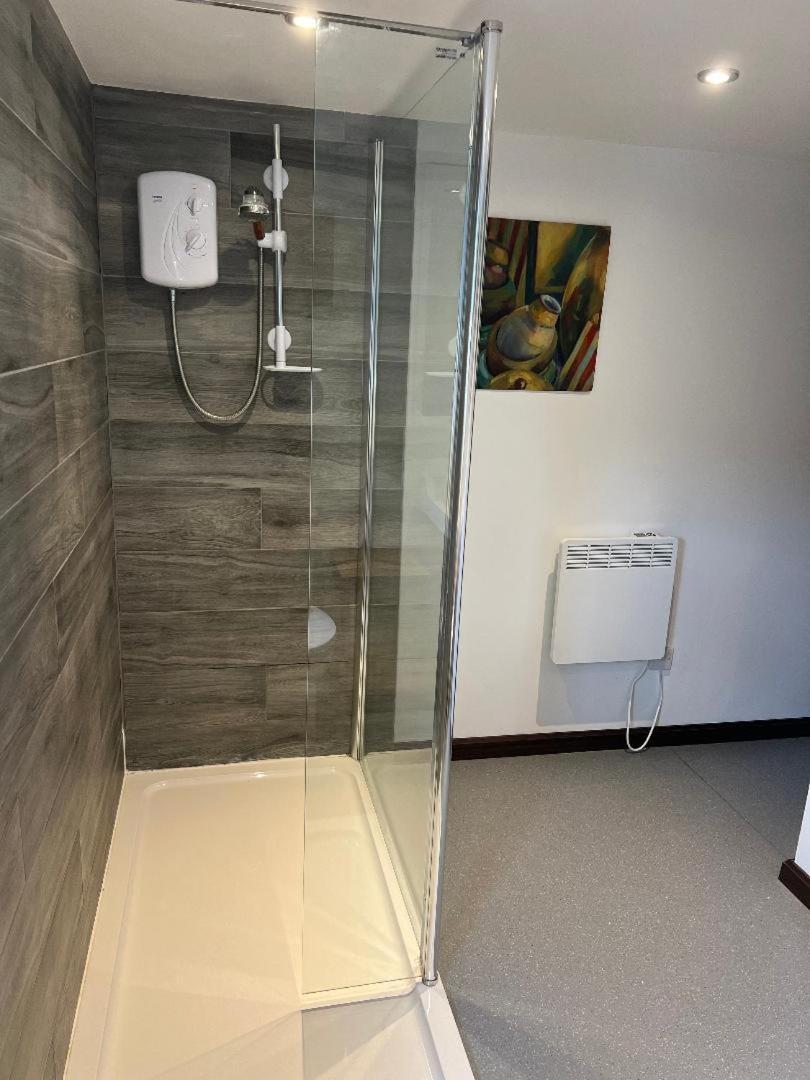 Quirky Barn Conversion Crowhurst Battle