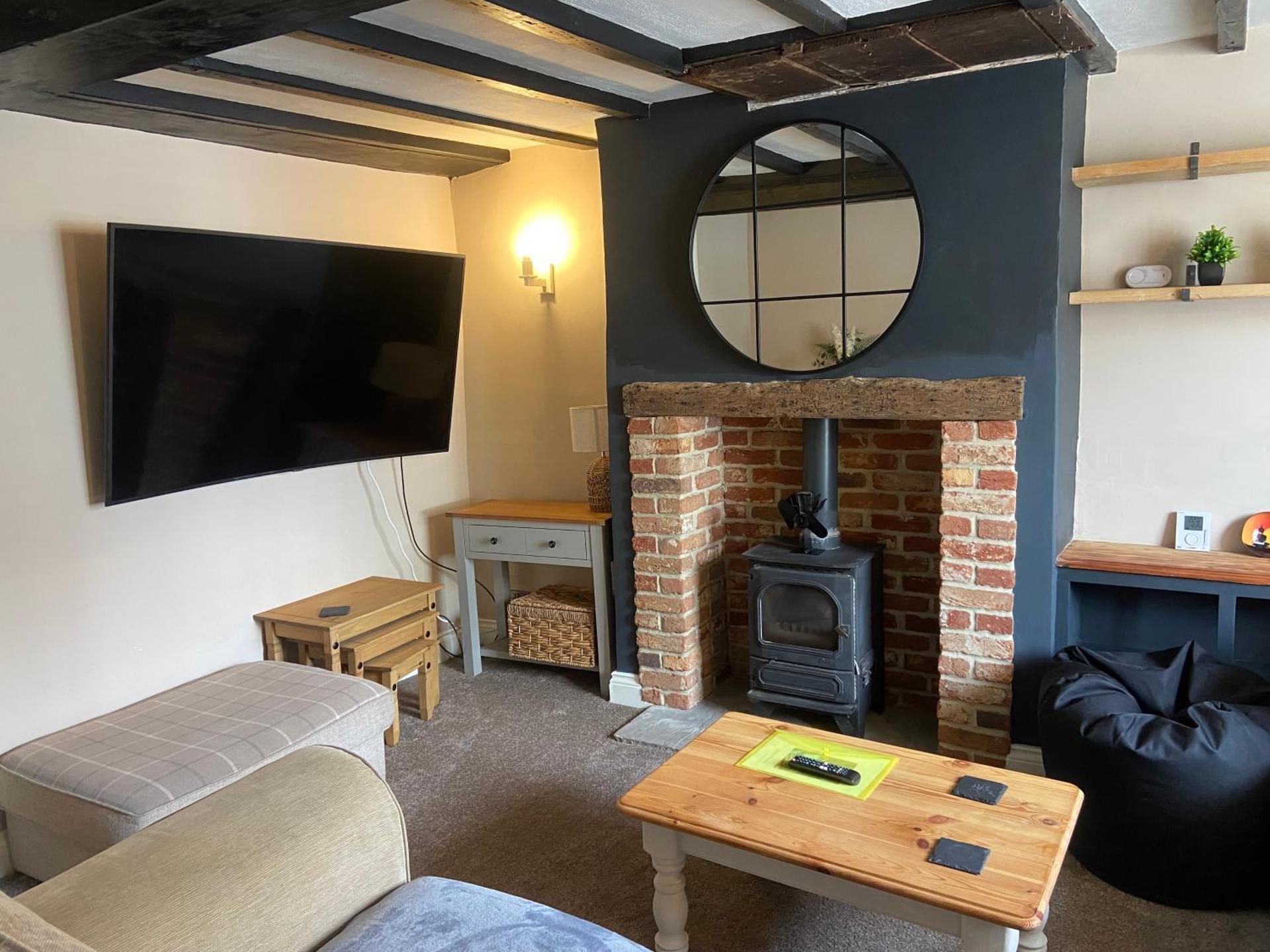 Rustic Retreat cottage