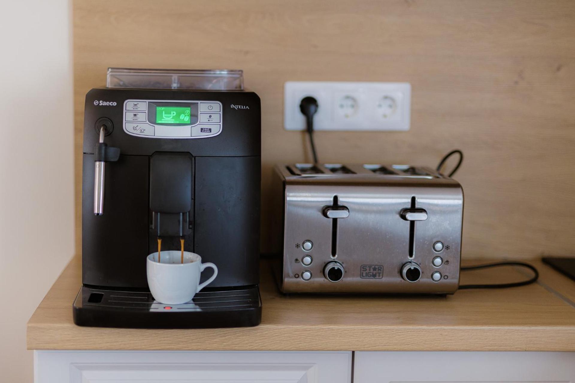 Coffee/tea facilities