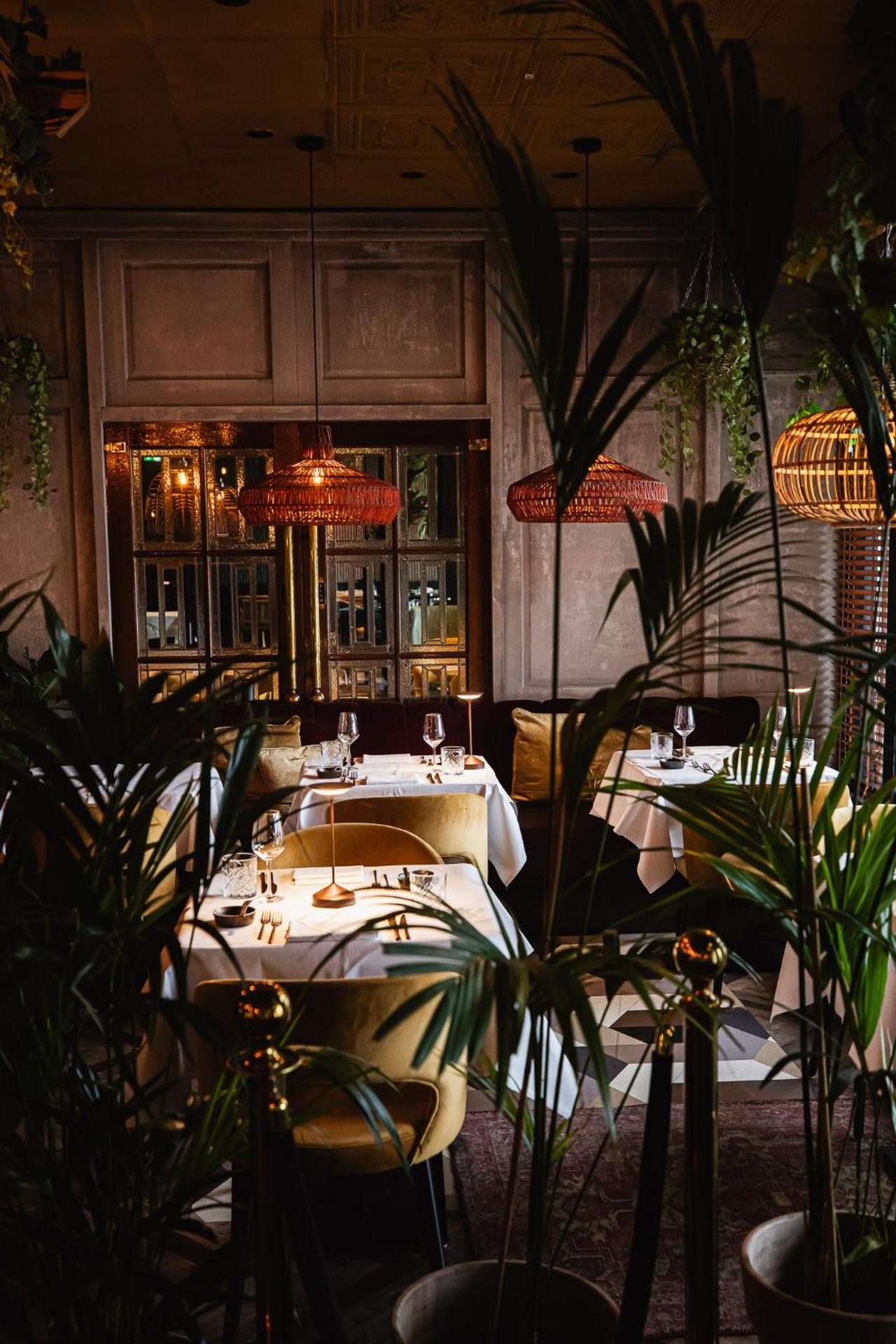 Restaurant/places to eat