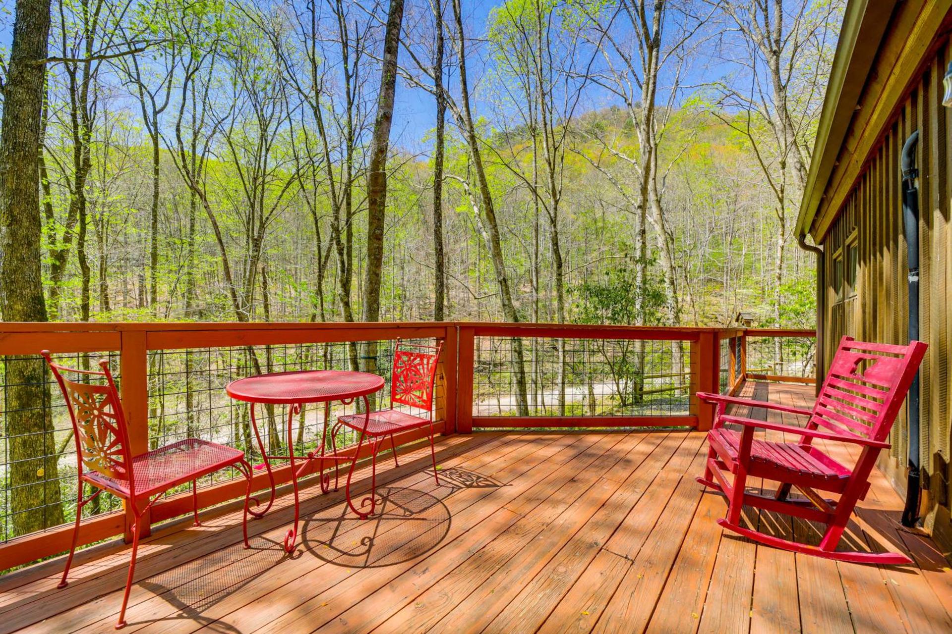 Unwind By Fire! Creekside Whittier Cabin with Deck