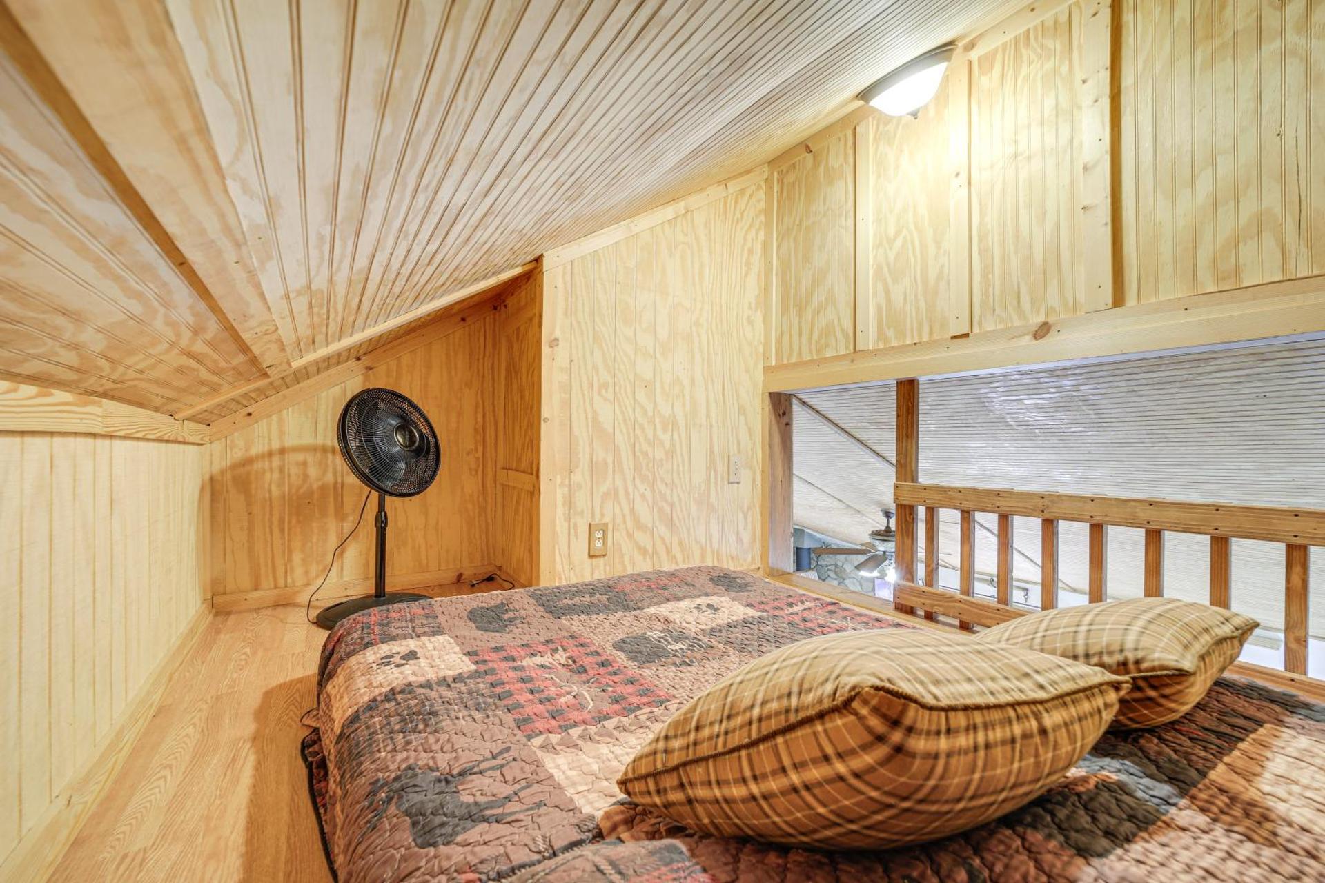 Unwind By Fire! Creekside Whittier Cabin with Deck